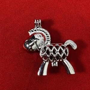 Silver Tone‎ Horse Essential Oil Diffuser Pendant